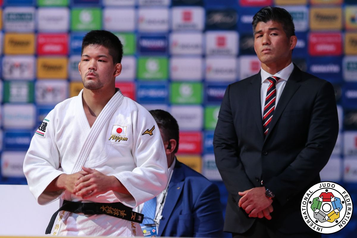 20190901_tokyo_ijf_day8_team_action_edf_japan_shohei_ono_kosei_inoue_coach