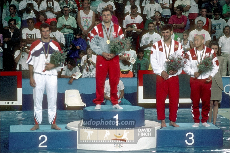 19920729a1721_86kgs_medals